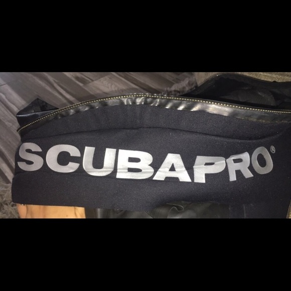 Brand new scubapro semi-dry suit - Picture 2 of 8